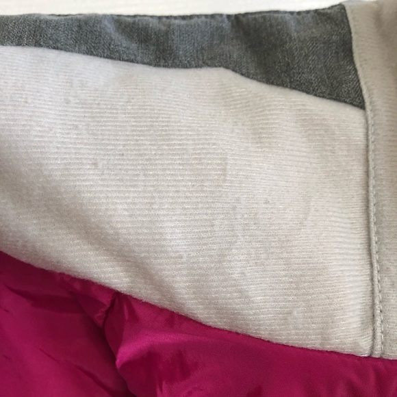 The North Face Women’s Jacket - Picture 13 of 15